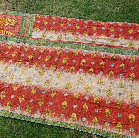 Kantha Quilt - Picture 2 of 4